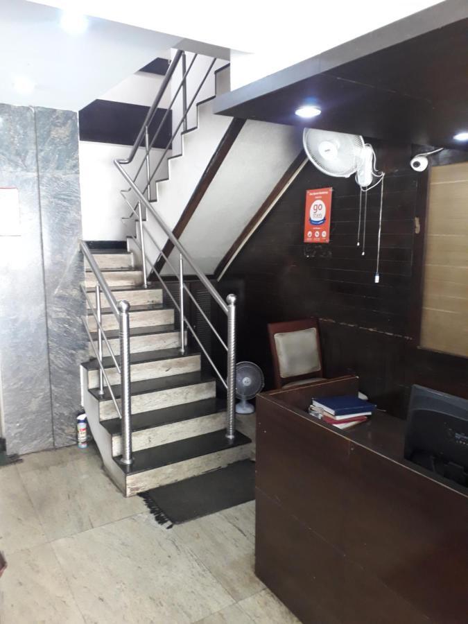 Seaqueen Residency Hotel Chennai Bagian luar foto